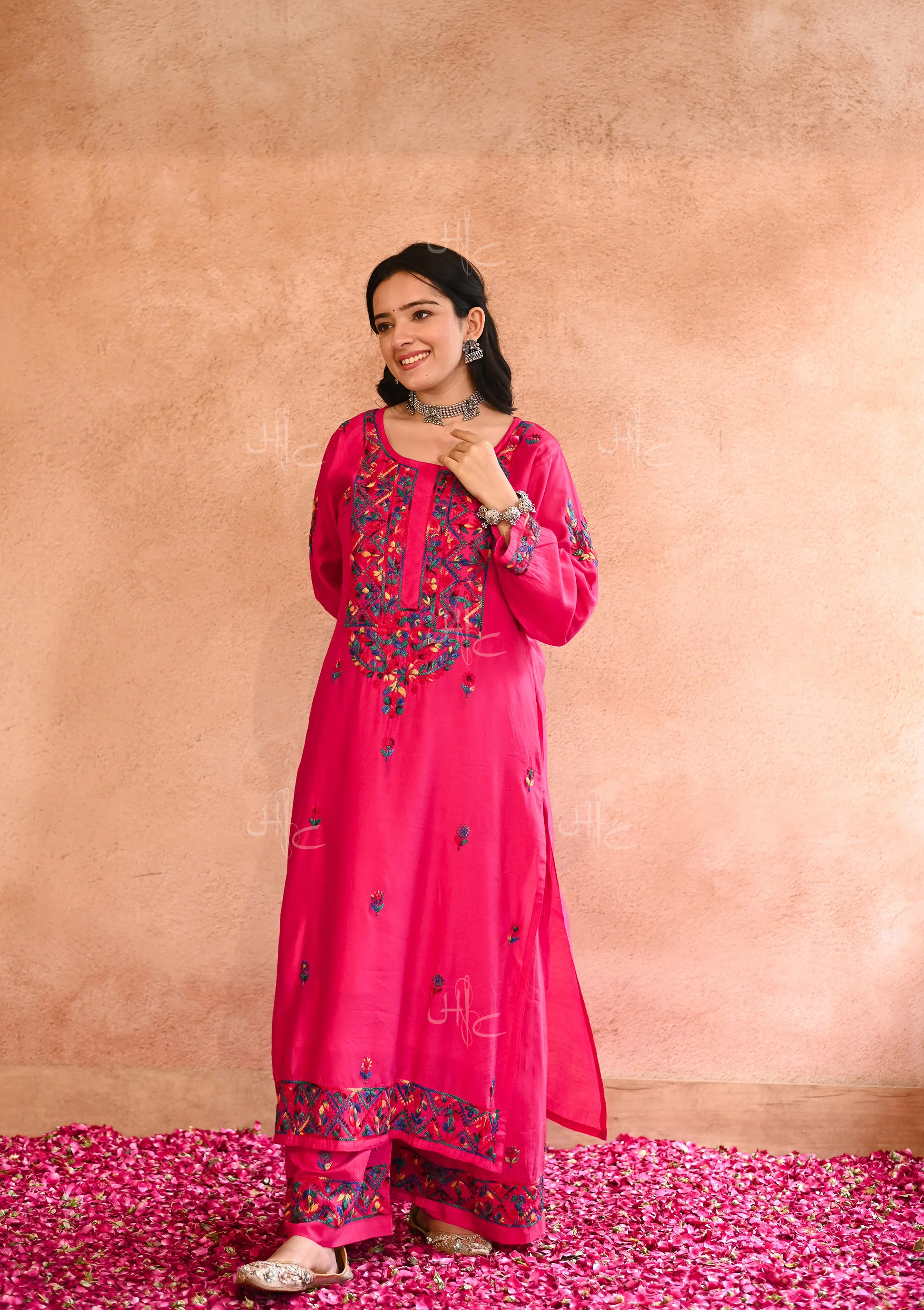 HOC Aafna Chikankari Chanderi Straight Kurta Set with Inner - Image 5