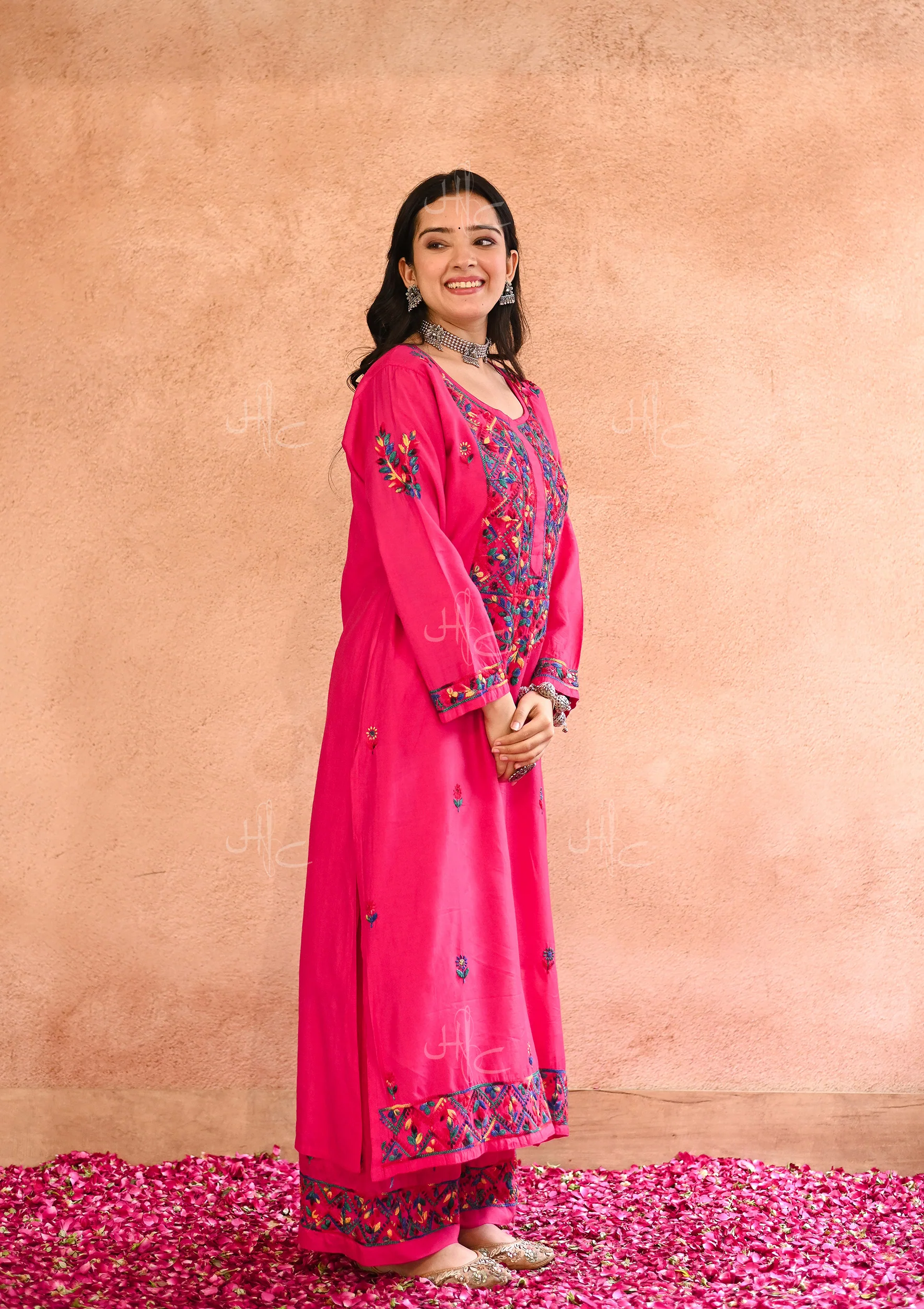 HOC Aafna Chikankari Chanderi Straight Kurta Set with Inner - Image 7