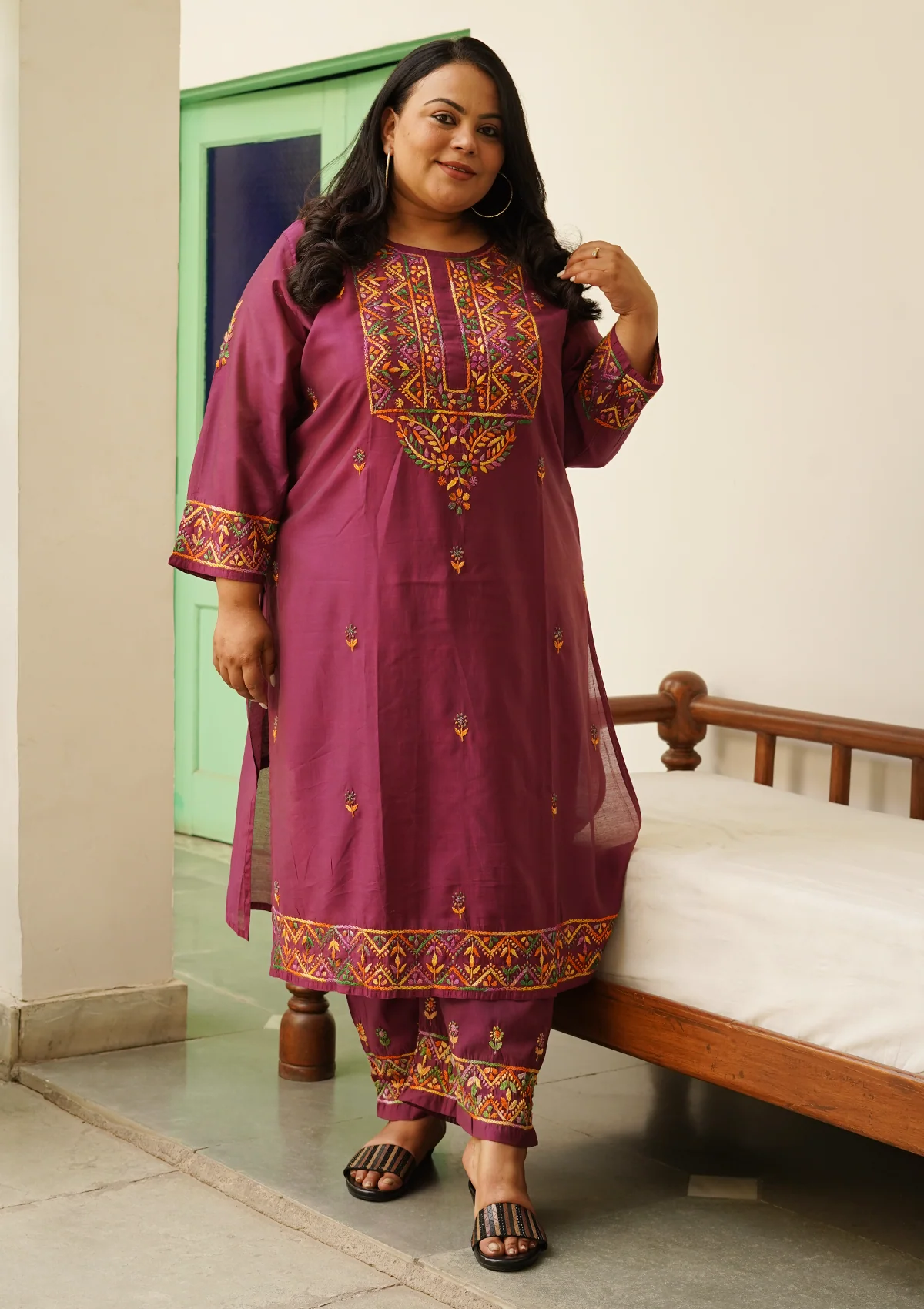 HOC Aafna Chikankari Chanderi Women's 2 PC Straight Kurta Set- Purple - Image 3
