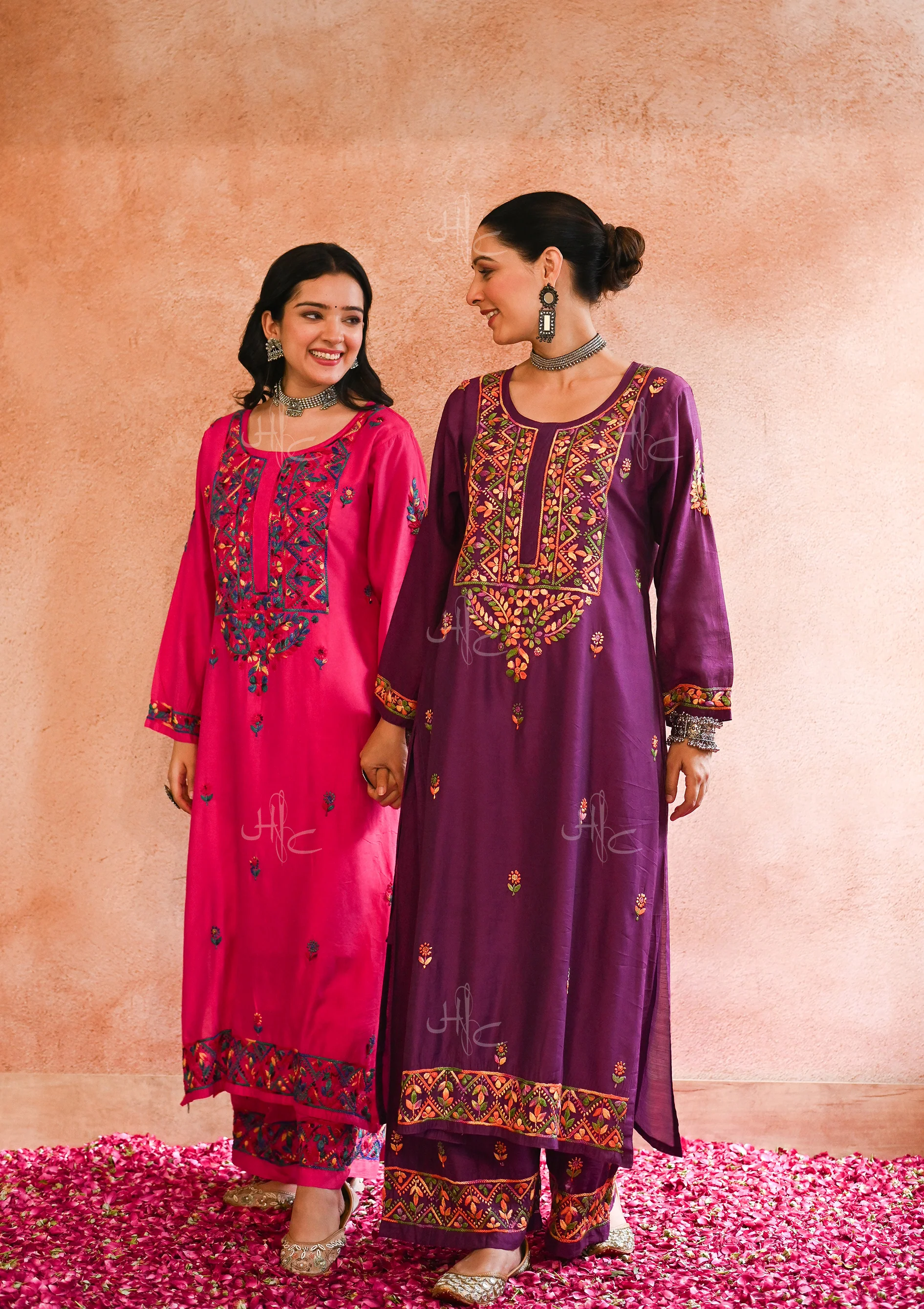 HOC Aafna Chikankari Chanderi Women's 2 PC Straight Kurta Set- Purple - Image 9
