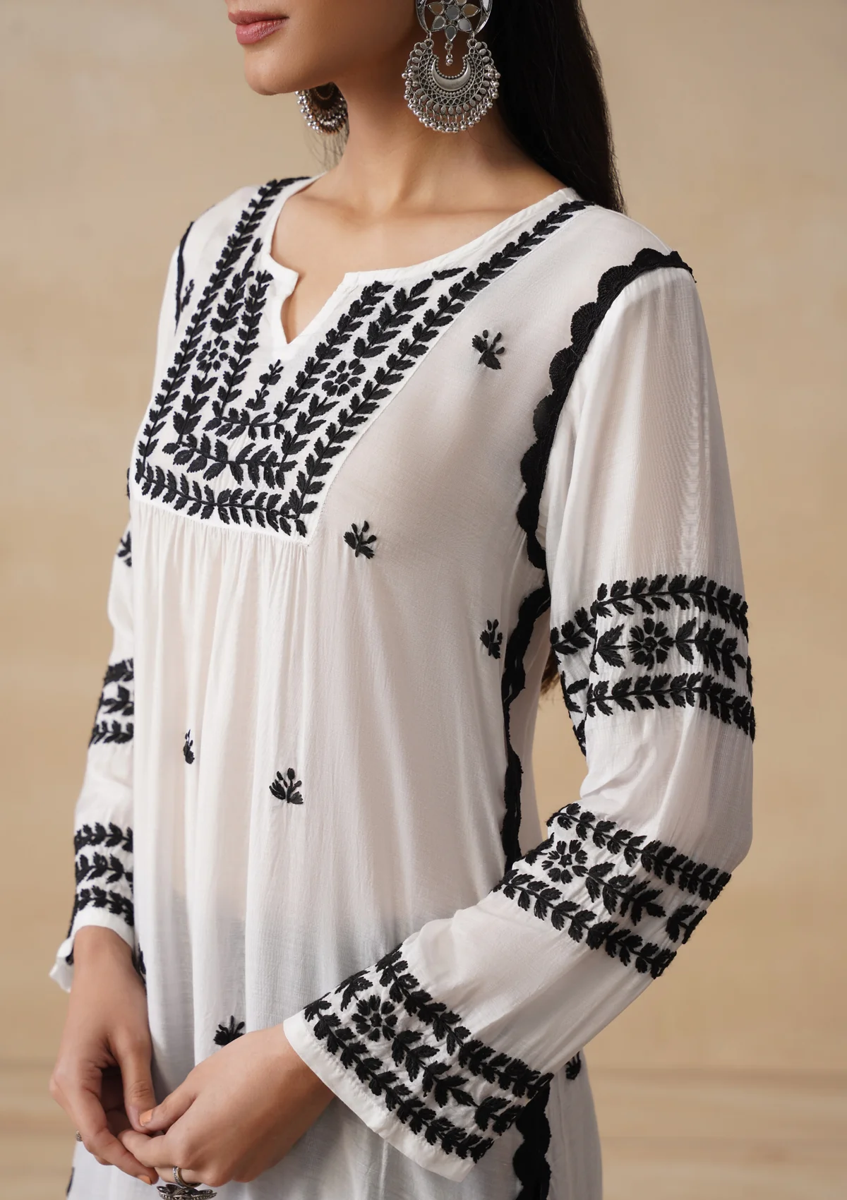 Sona Chikankari Muslin Straight Kurta - Image 5
