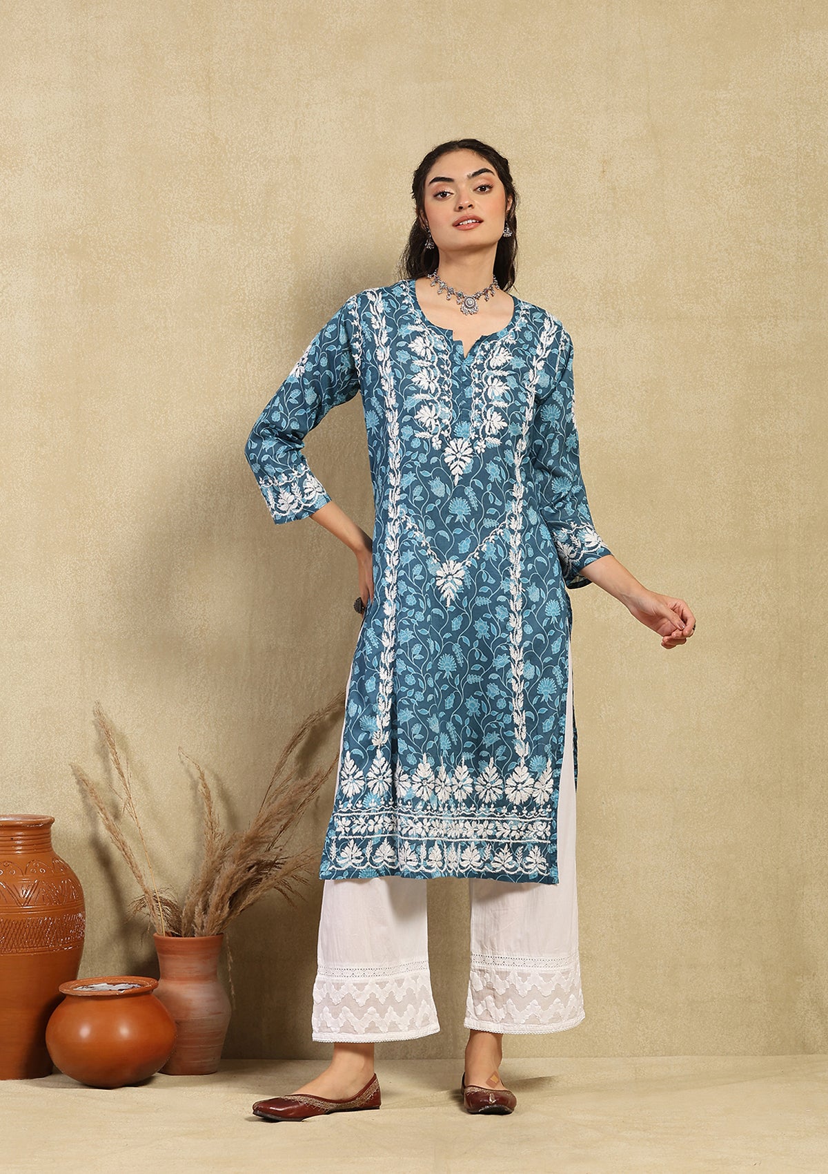 HOC Ambar Chikankari Mulmul Straight Kurta - Image 3