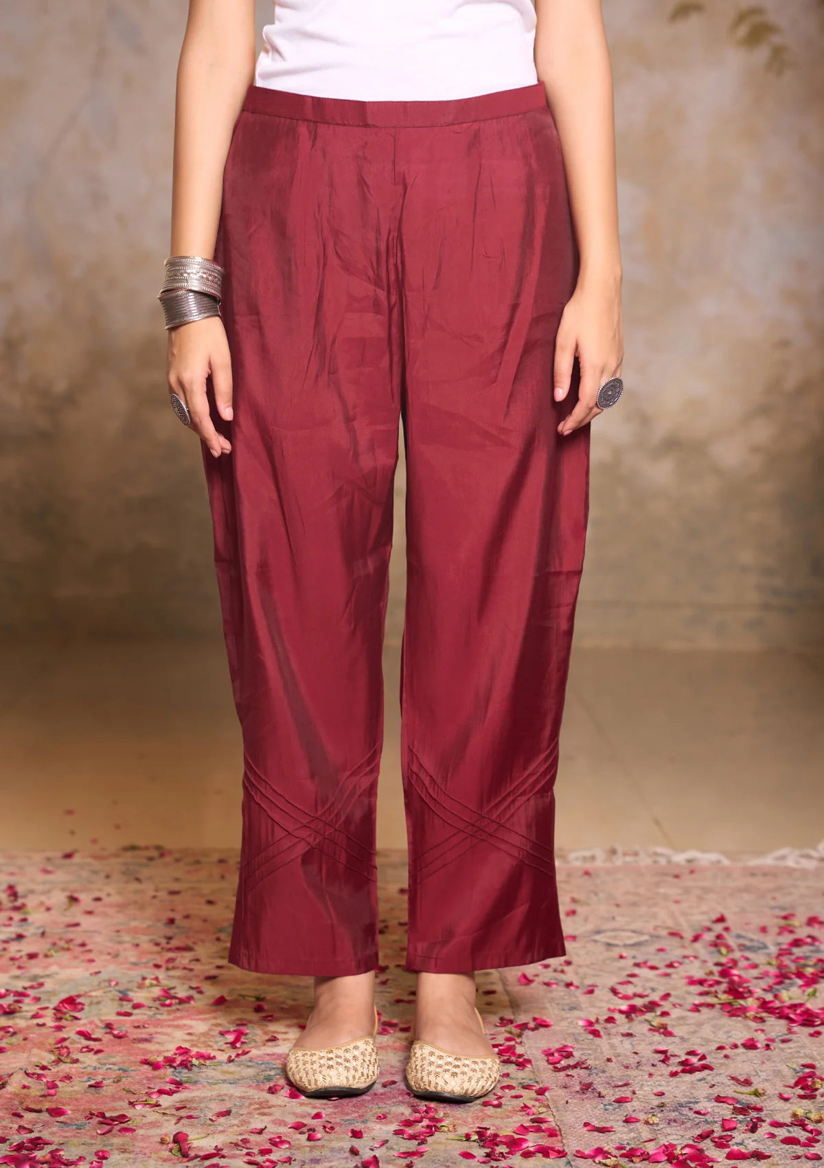 HOC Chanderi Blend Hand Embroidery With Sequins Solid Women's 3 PC Long Kurta Set-Maroon - Image 3