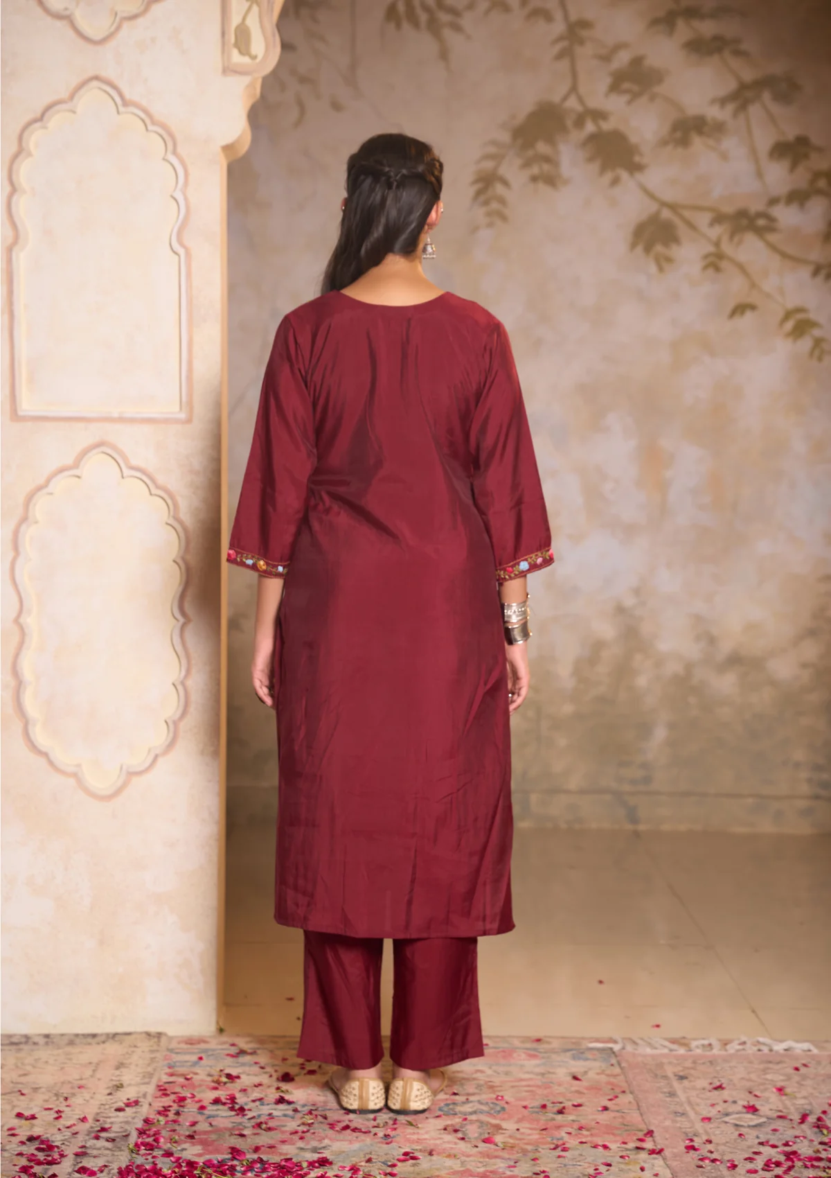 HOC Chanderi Blend Hand Embroidery With Sequins Solid Women's 3 PC Long Kurta Set-Maroon - Image 4