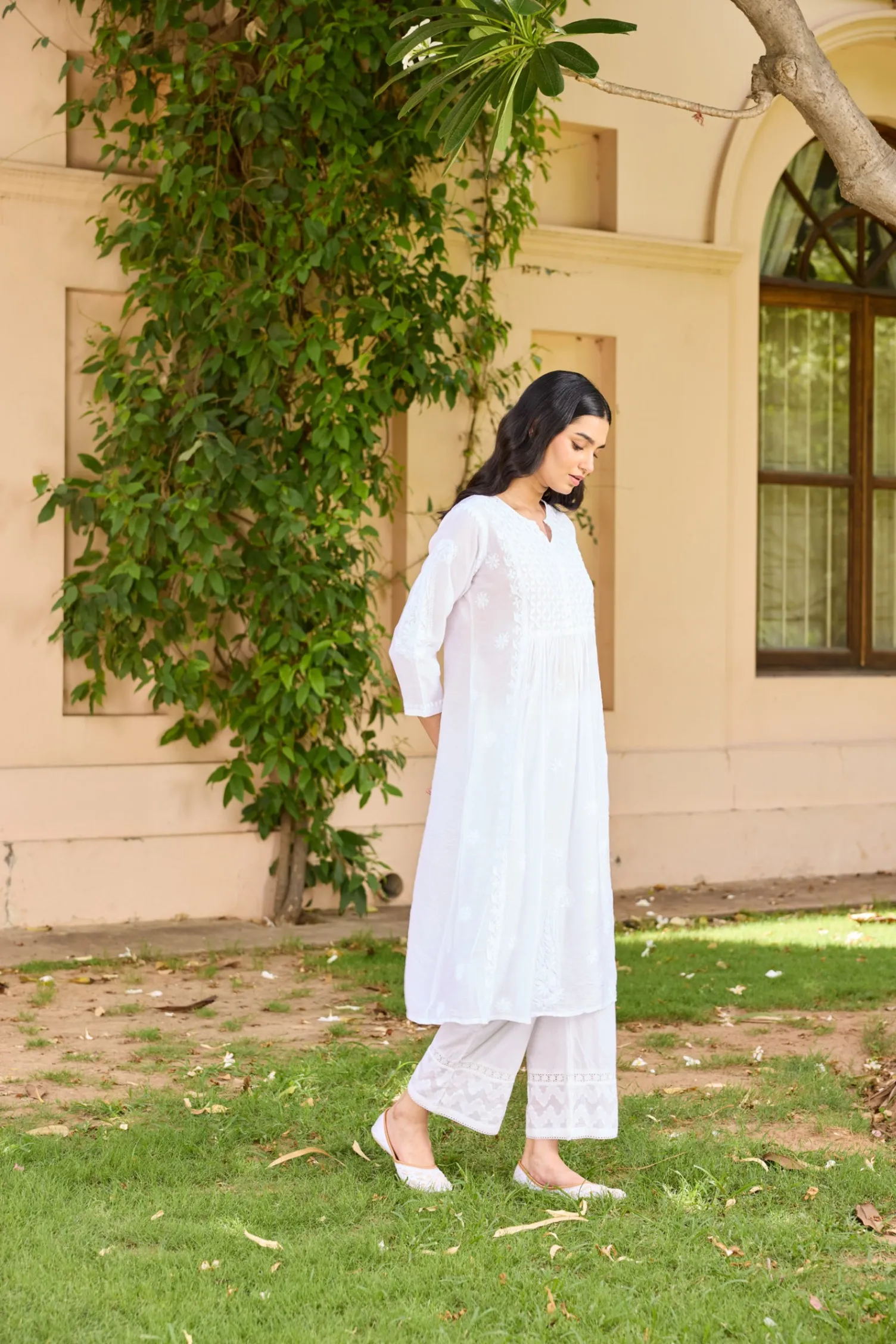 HOC Chanderi Chikankari Solid Women's Long Kurta - White - Image 3