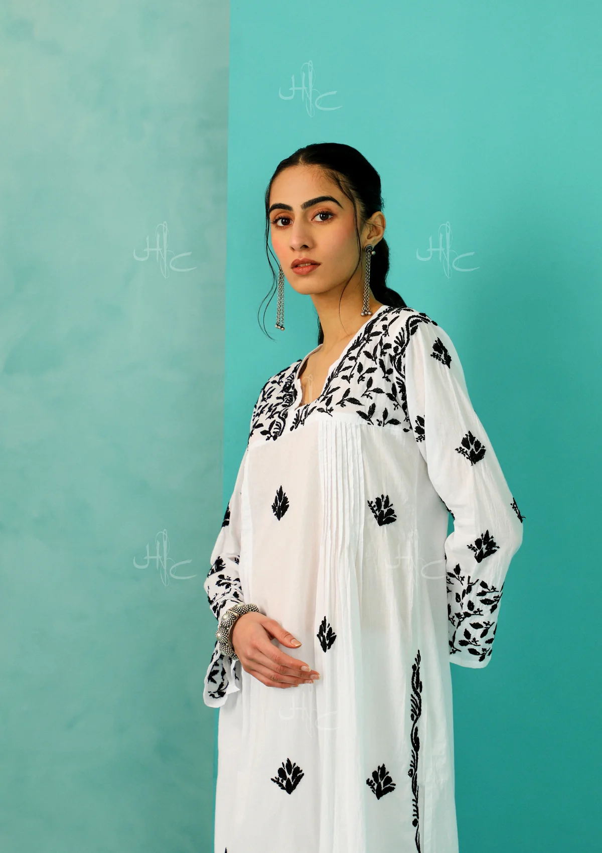 Chandni Chikankari Cotton Straight Kurta