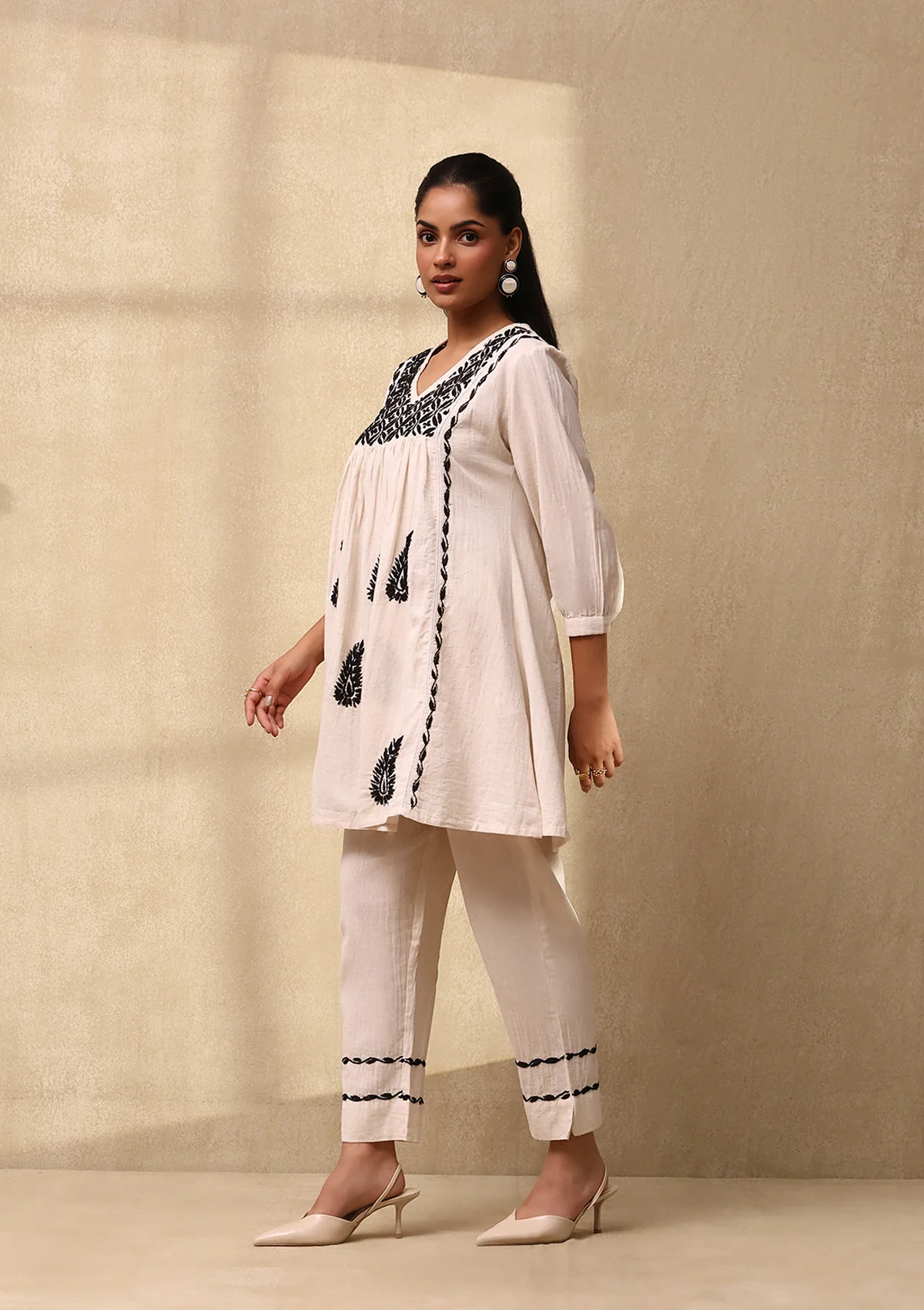 HOC Cotton Linen Blend Chikankari Solid Women's 2 PC Co-ord Set - Off White - Image 4
