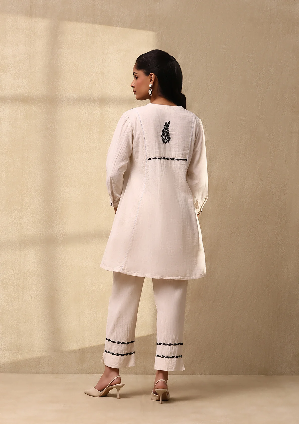 HOC Cotton Linen Blend Chikankari Solid Women's 2 PC Co-ord Set - Off White - Image 9