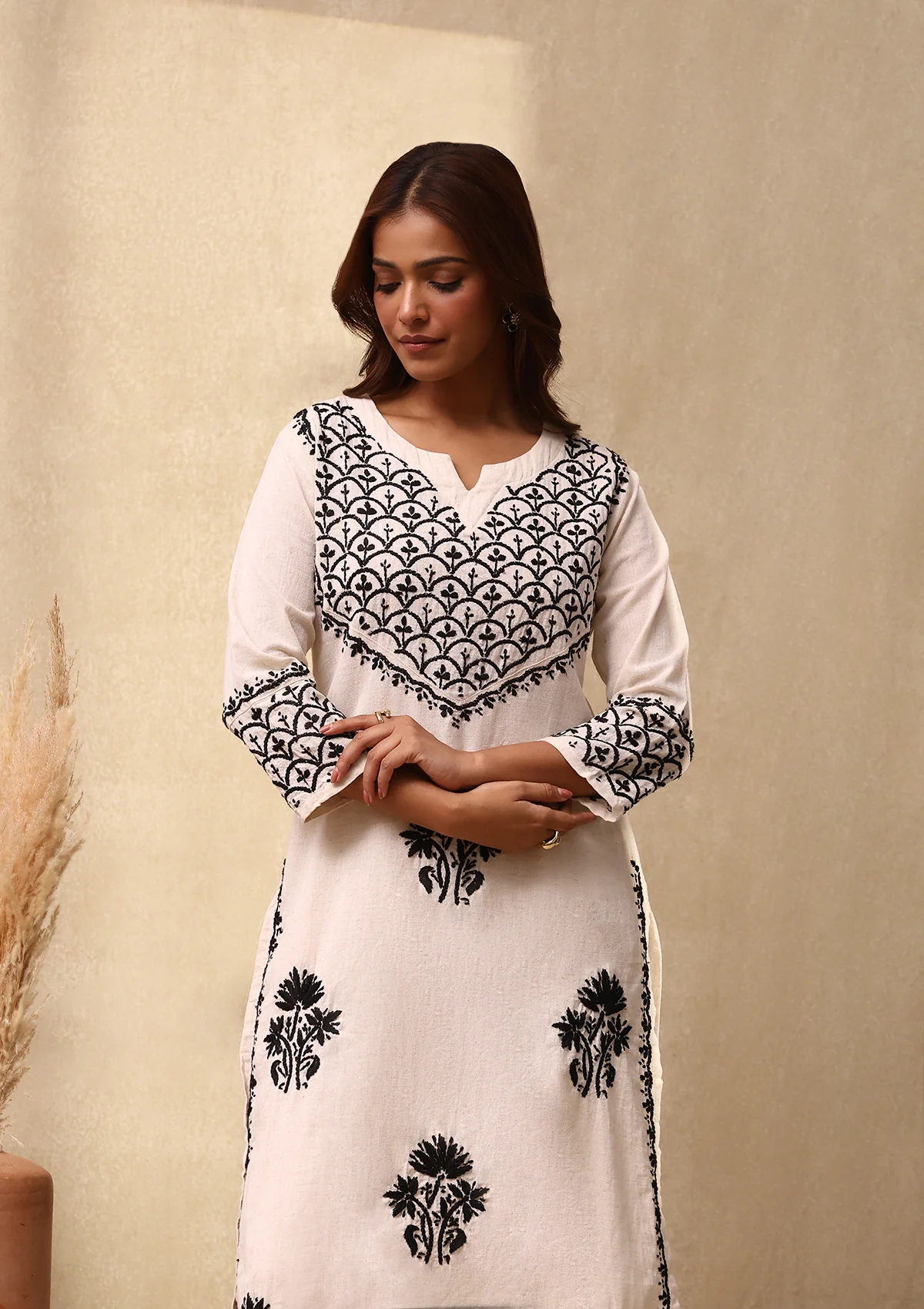 HOC Cotton Linen Blend Chikankari Solid Women's 2PC Long Kurta Set - Off White - Image 3