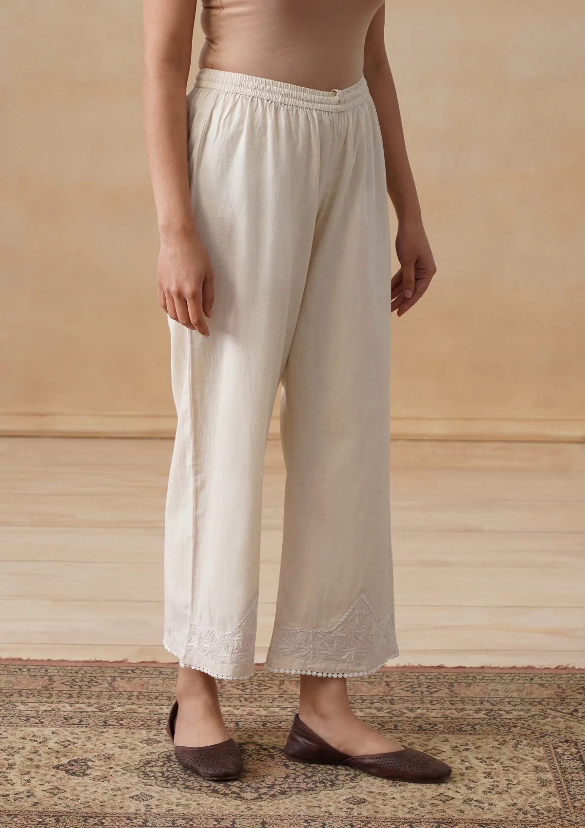 HOC Cotton Linen Blend Chikankari Solid Women's Palazzo - Off White - Image 3
