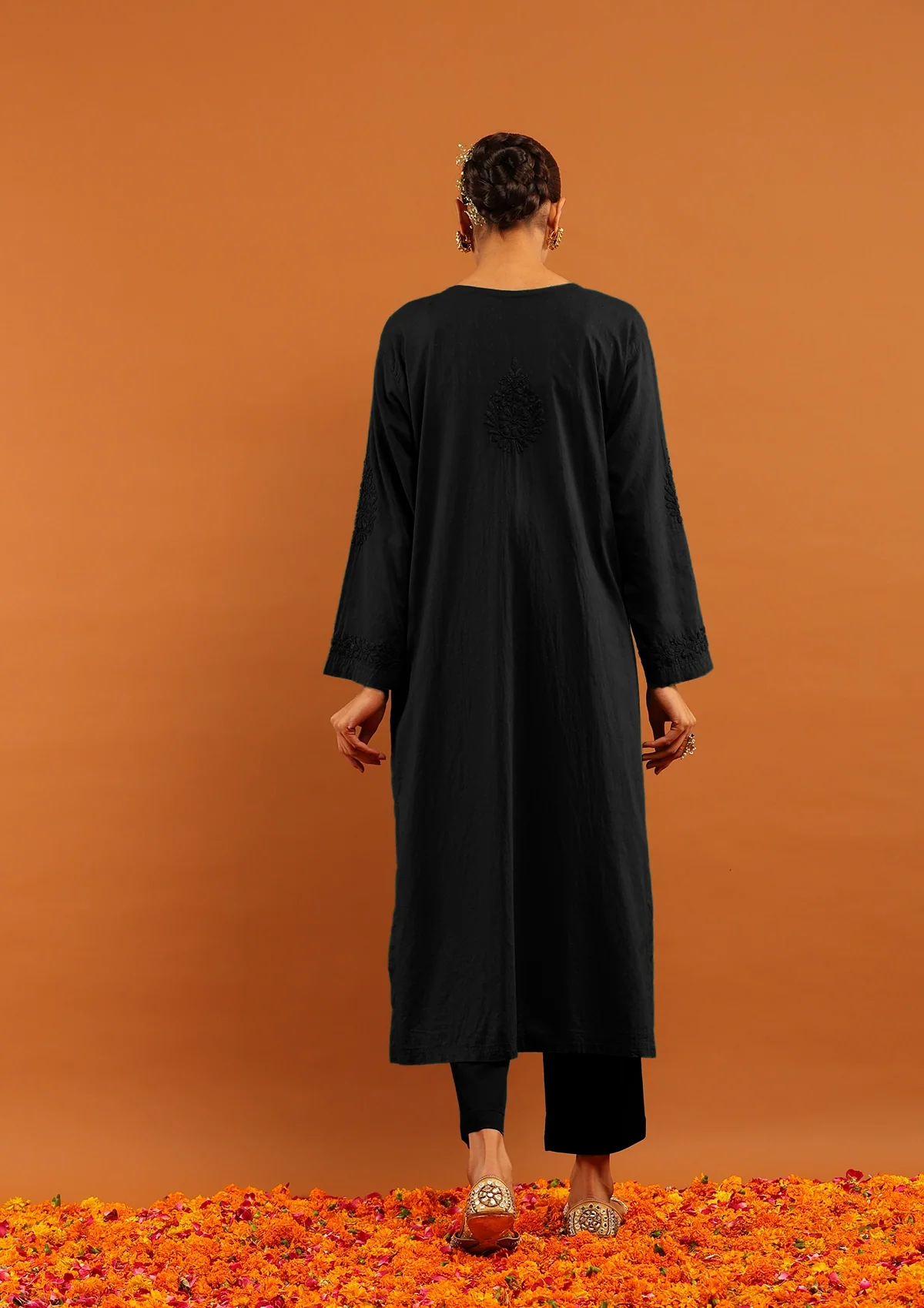 HOC Dobby Cotton Chikankari Solid Women's Long Kurta - Black - Image 5