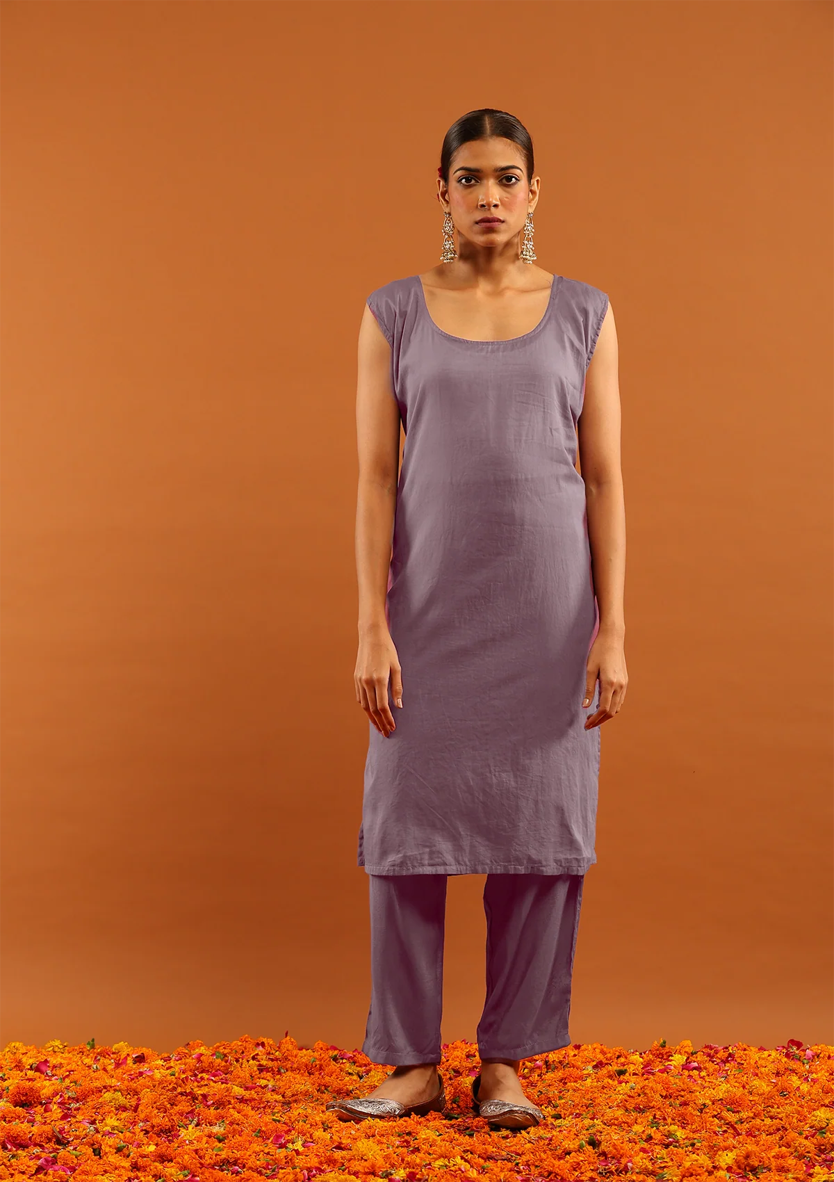 HOC Banarasi Mul Chanderi Chikankari Solid Women's 4PC Angrakha Kurta Set - Wine - Image 7