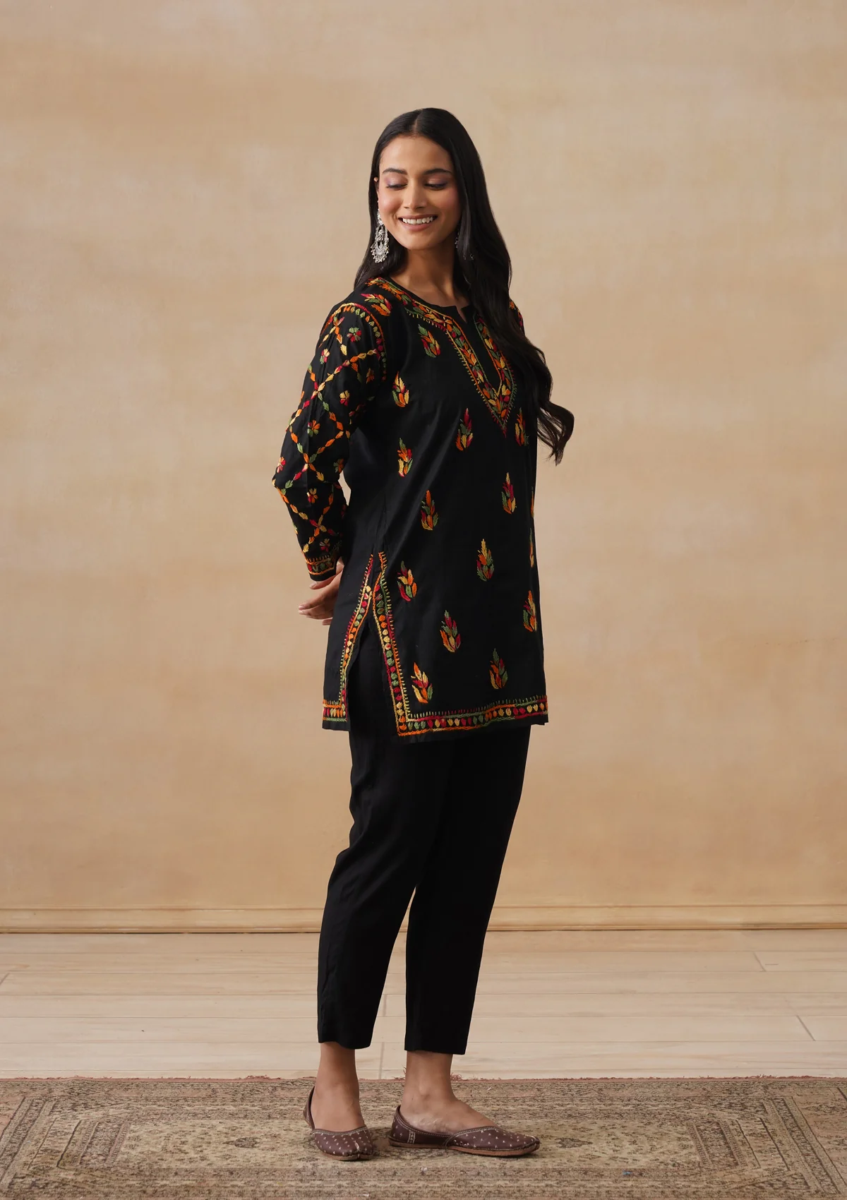 HOC Cotton Chikankari Solid Women's Short Kurta - Black - Image 7