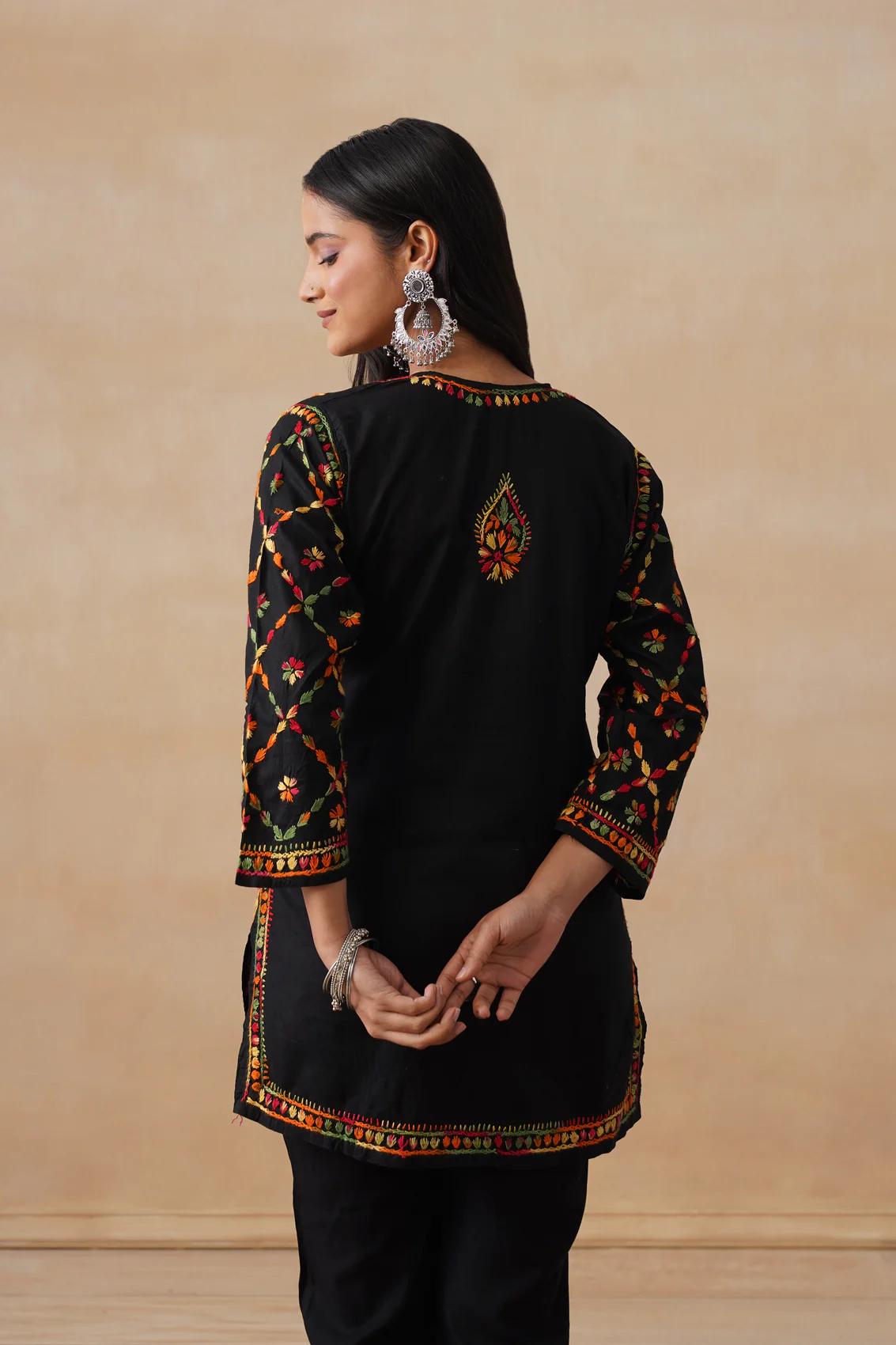 HOC Cotton Chikankari Solid Women's Short Kurta - Black - Image 9