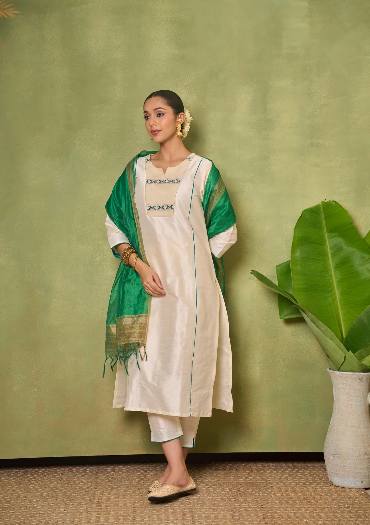 HOC Silk Blend Solid Women's 3 PC Long Kurta Set - Cream