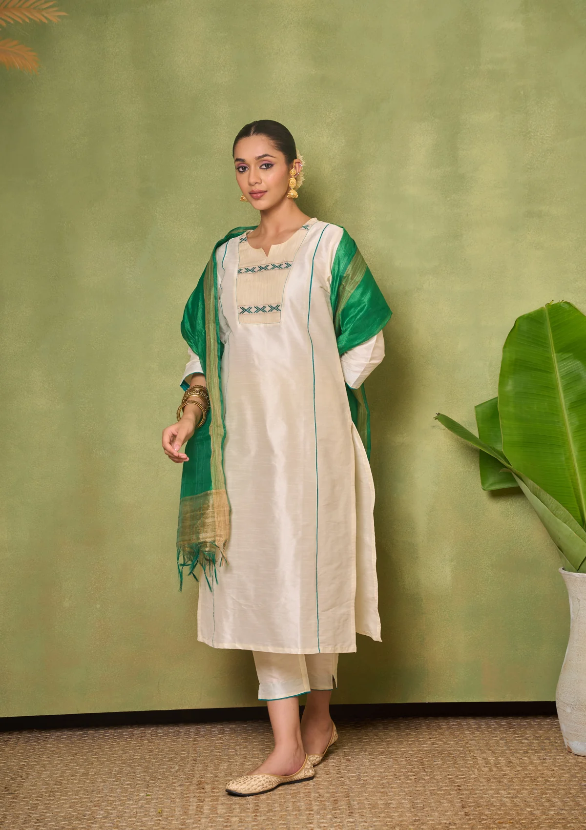 HOC Silk Blend Solid Women's 3 PC Long Kurta Set - Cream - Image 3