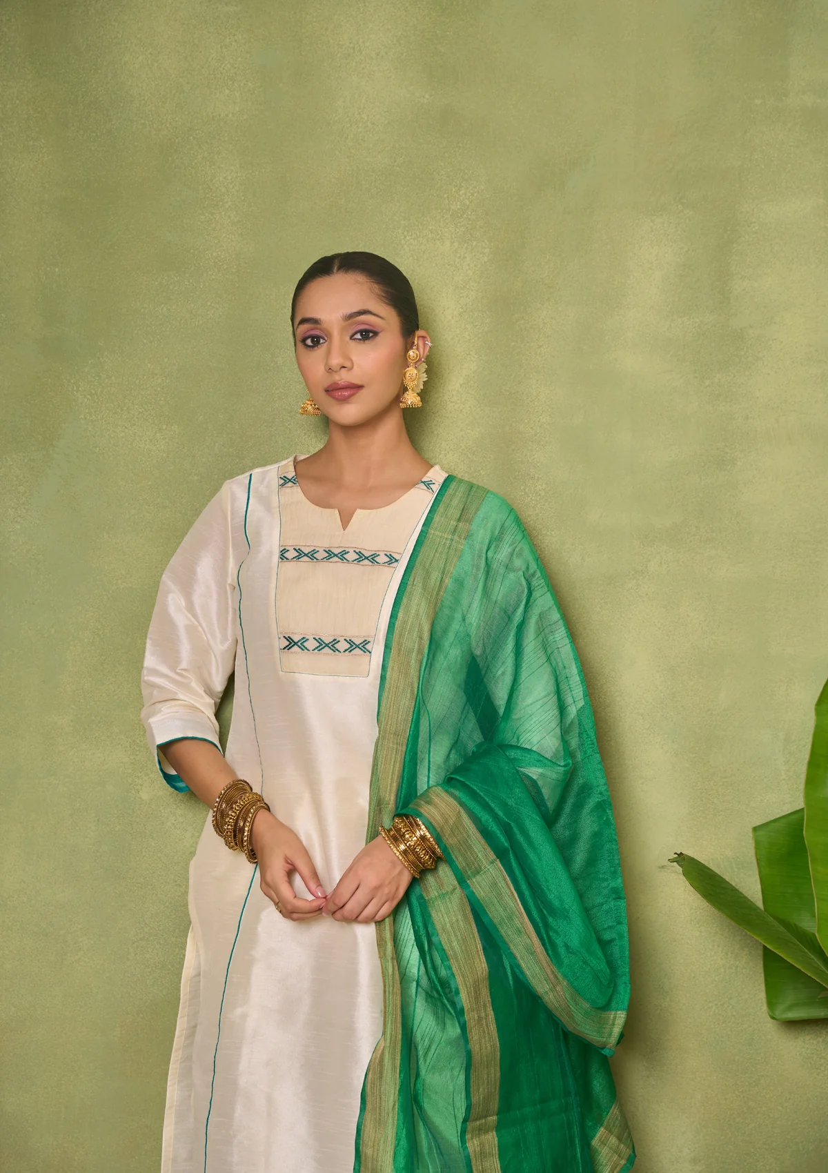 HOC Silk Blend Solid Women's 3 PC Long Kurta Set - Cream - Image 4