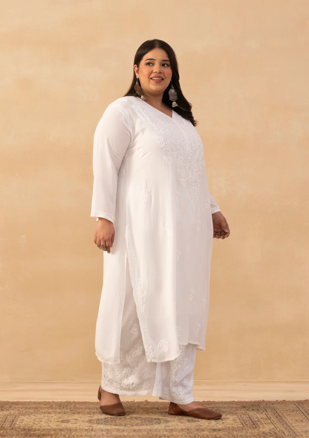 HOC Modal Chikankari Solid Women's Long Kurta - White - Image 7