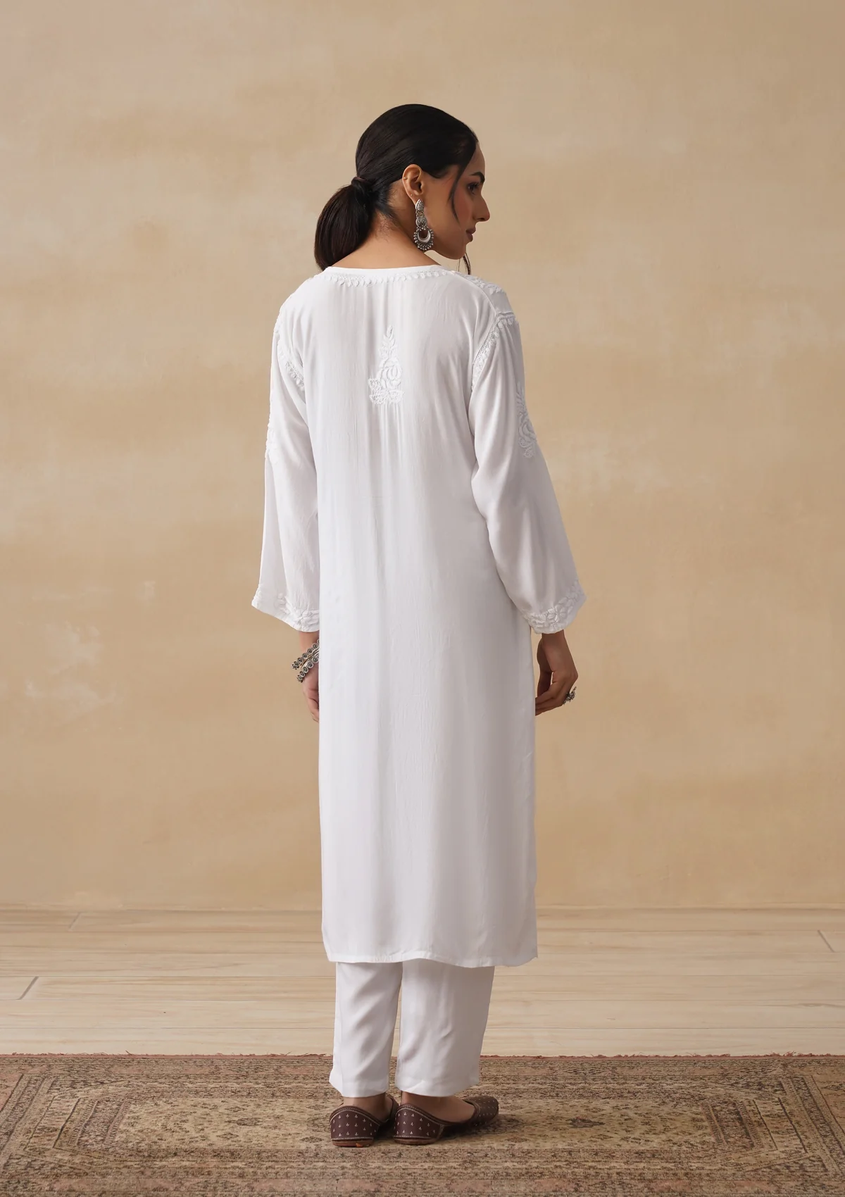 HOC Mulmul Chikankari Solid Women's Long Kurta - White - Image 9