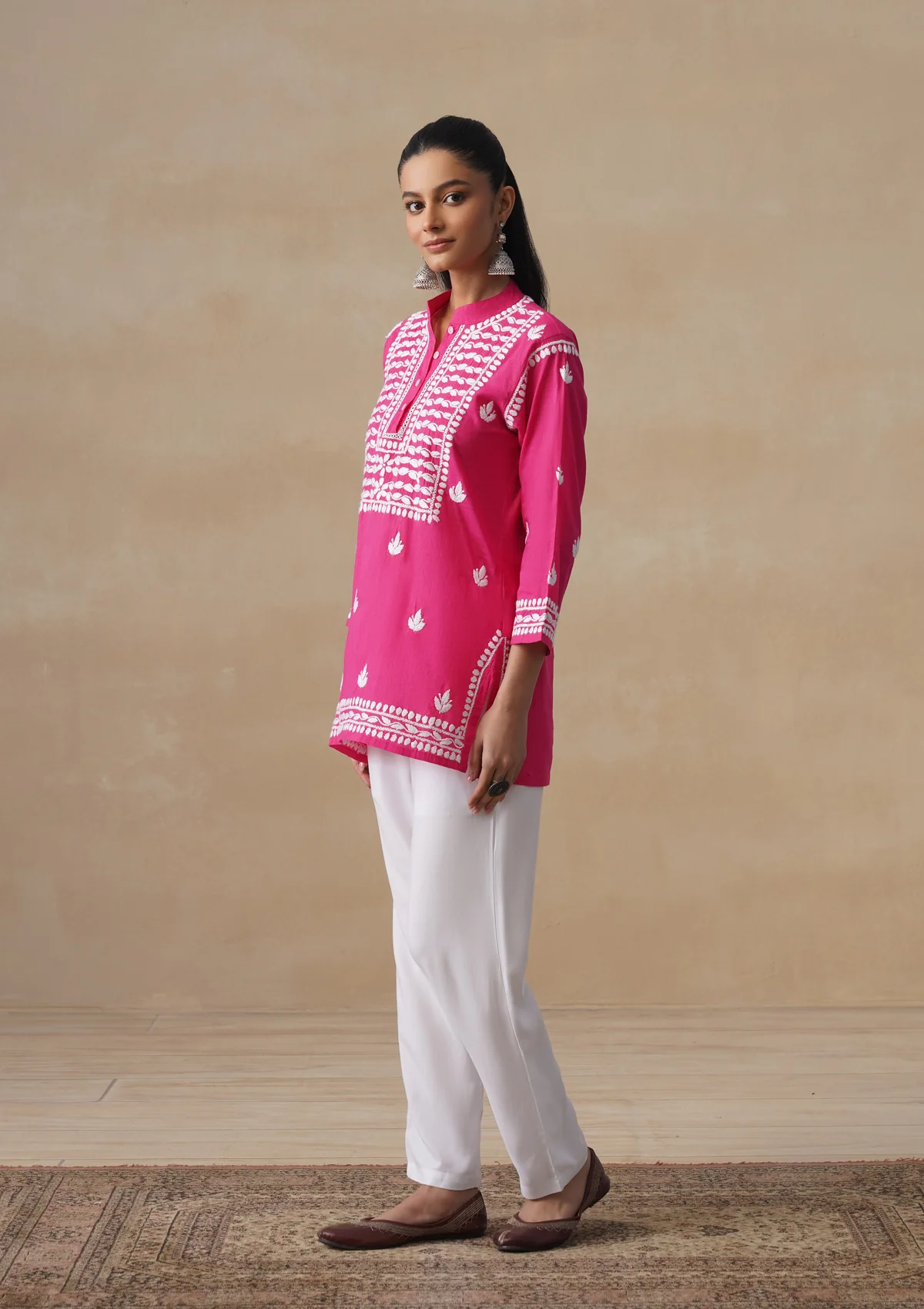 HOC Pure Cotton Chikankari Solid Women's Short Kurta-Fuschia - Image 5