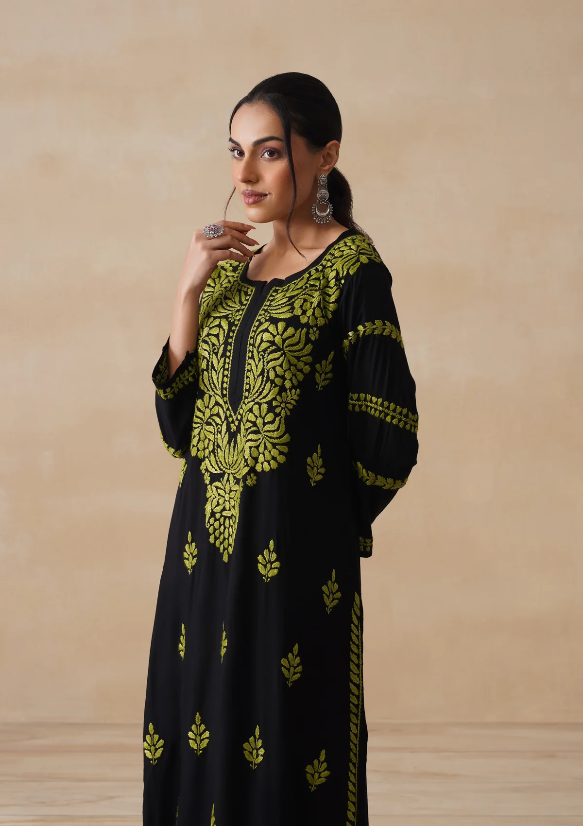 HOC Rayon Chikankari Solid Women's Long Kurta - Black - Image 7