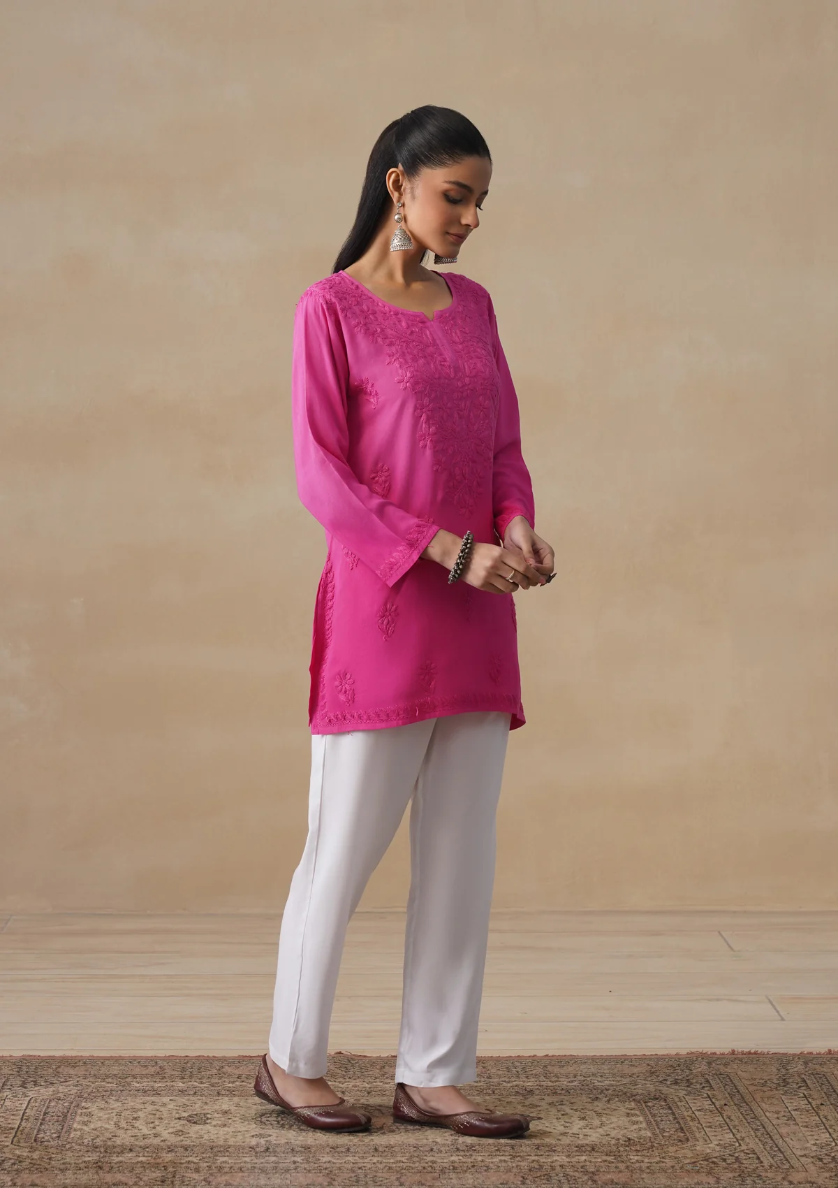 HOC Rayon Chikankari Solid Women's Short Kurta - Pink - Image 3