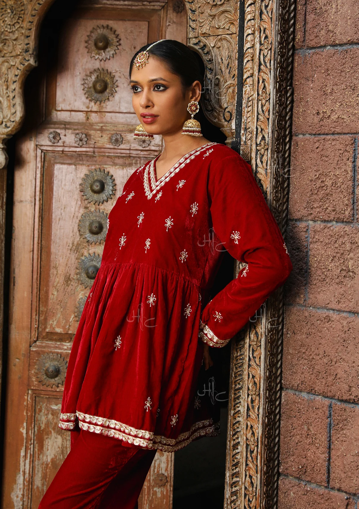 HOC Rumi Embroidered Velvet A-line Kurta Set - Image 6