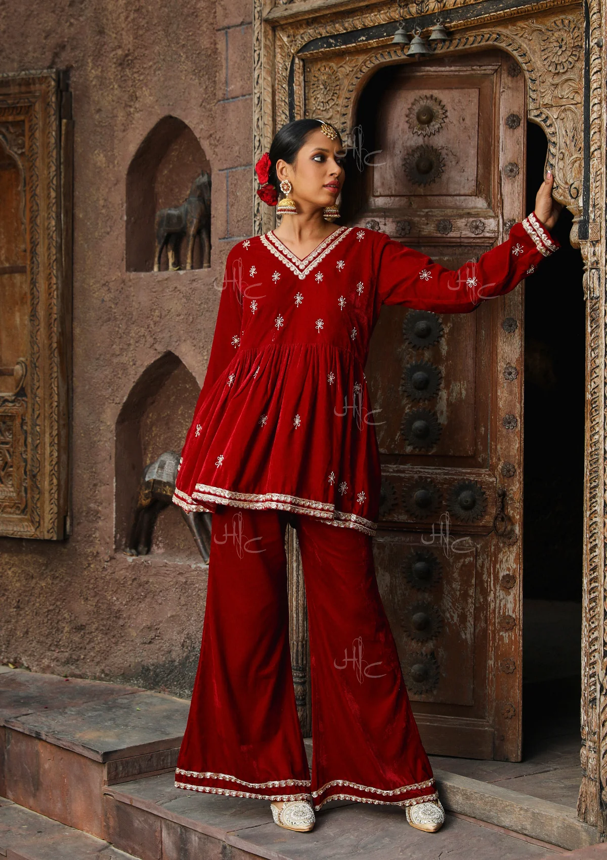 HOC Rumi Embroidered Velvet A-line Kurta Set - Image 7