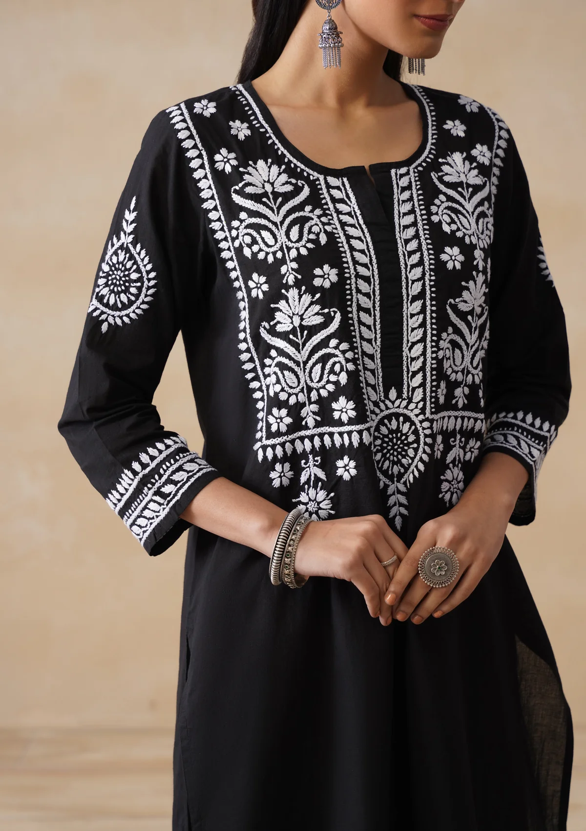 HOC Soha Chikankari Cotton Straight Kurta Set - Black - Image 4