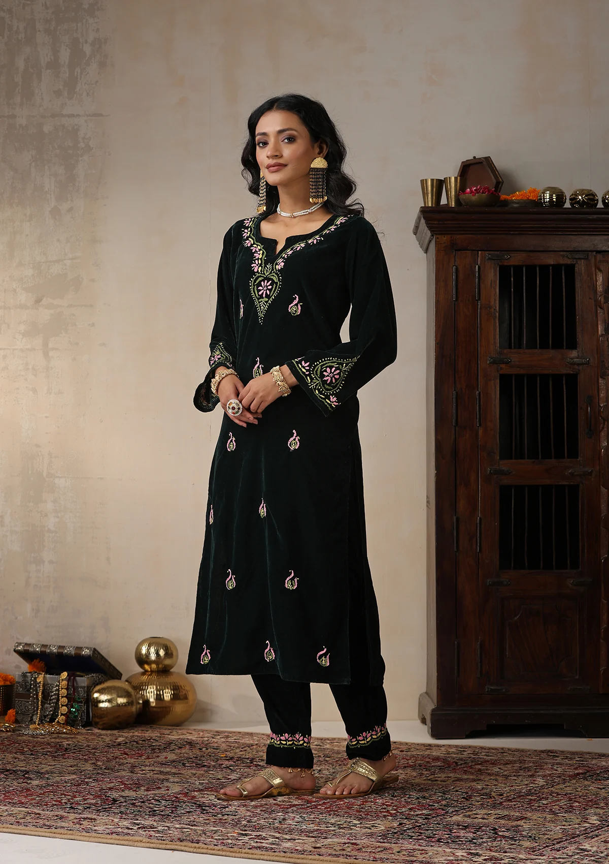 HOC Velvet Chikankari Solid Women's 2 PC Long Kurta Set - Green - Image 3