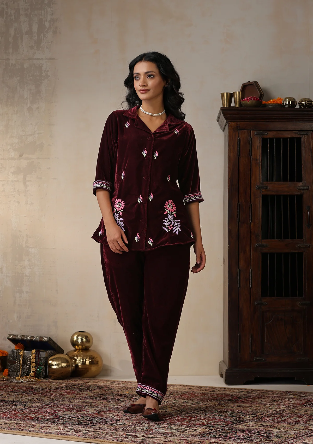 HOC Velvet Chikankari Solid Women's 2 PC Co-ord Set - Maroon - Image 3