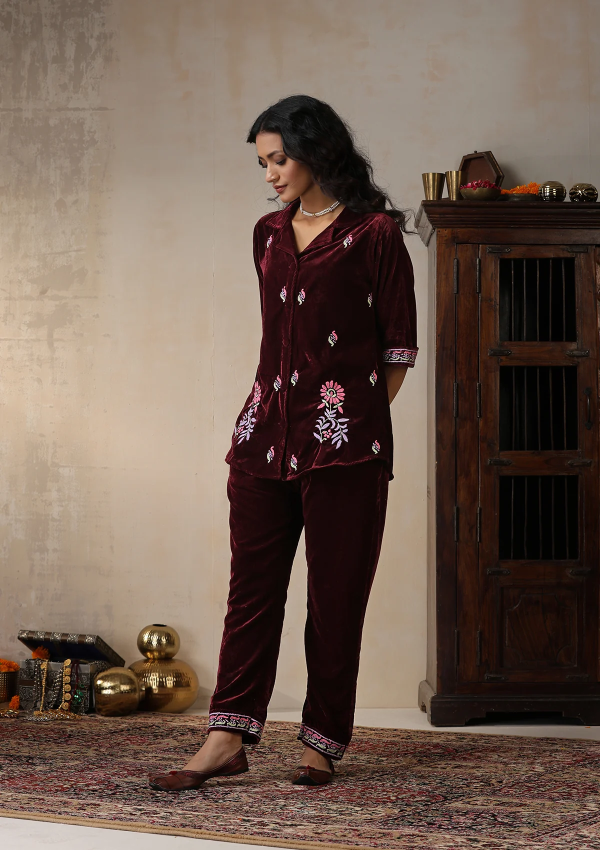 HOC Velvet Chikankari Solid Women's 2 PC Co-ord Set - Maroon - Image 4