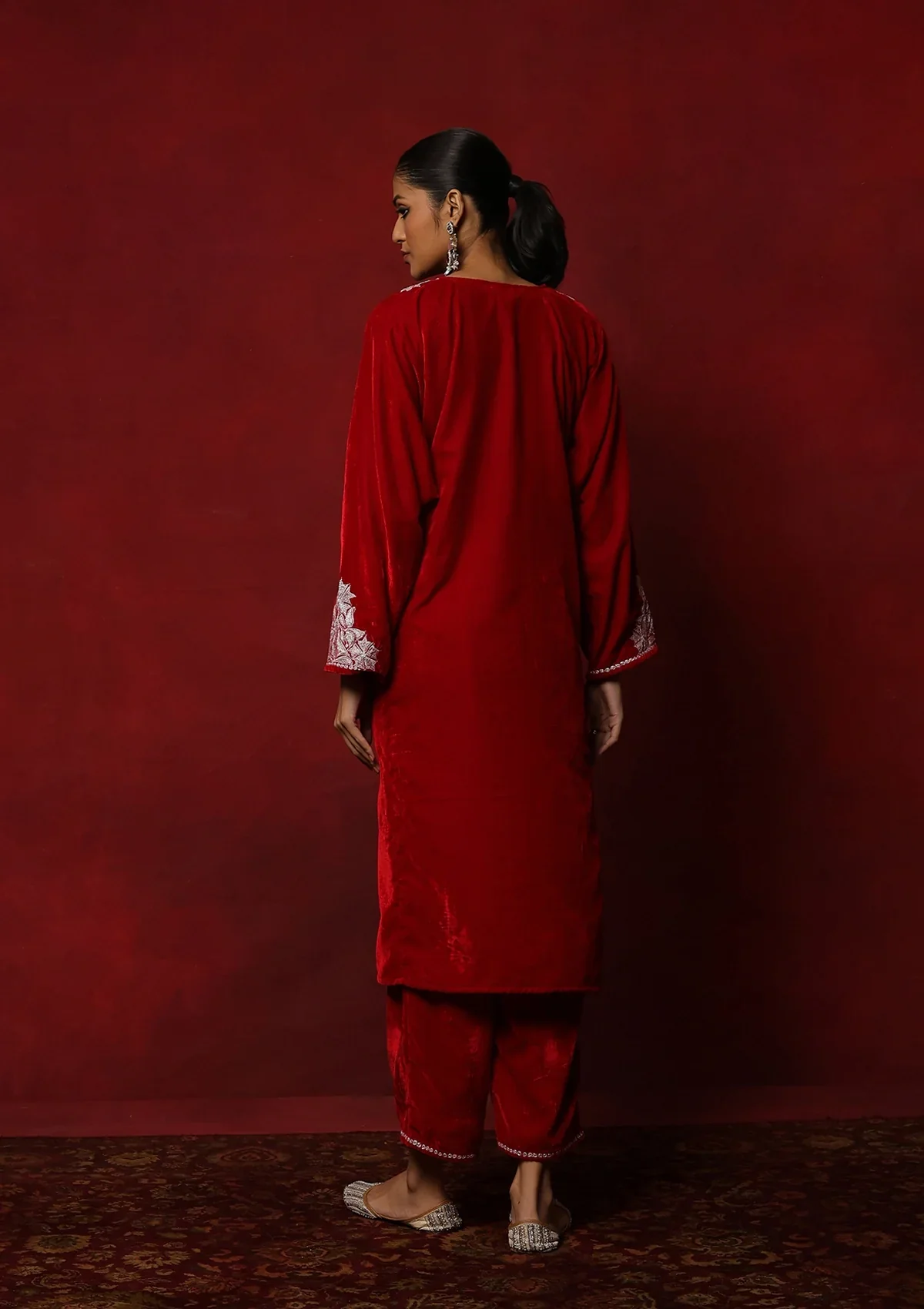 HOC Velvet Tilla Embroidered Solid Women's 2 Pc Phiran Set -Red - Image 7
