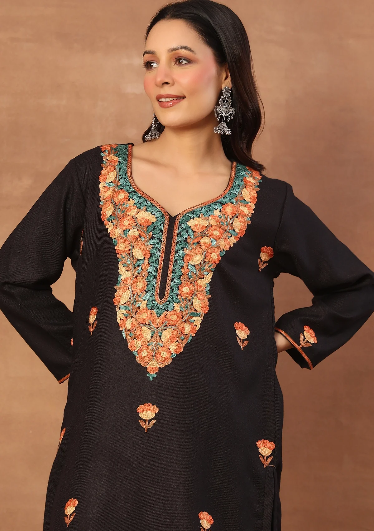 HOC Wool Aari Embroidered Solid Women's 2 PC Long Kurta Set-Black - Image 4