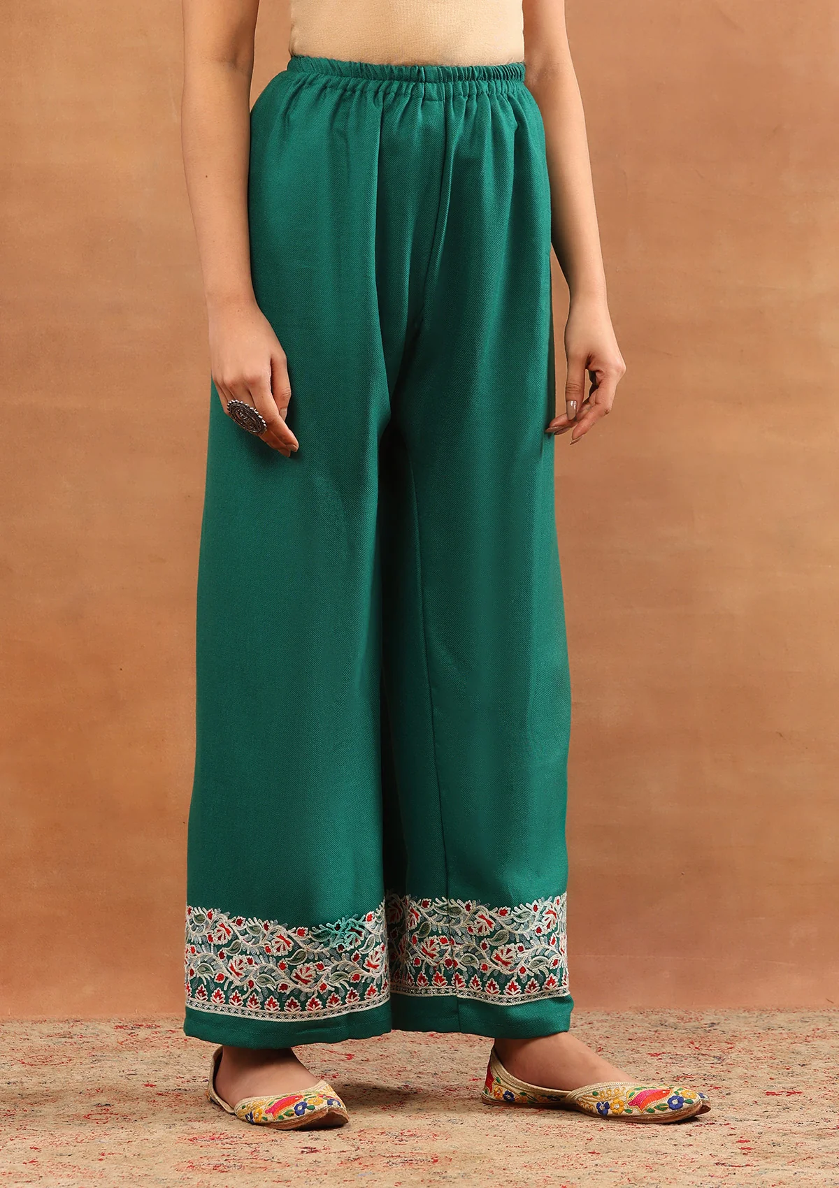 HOC Wool Aari Embroidered Solid Women's 3 PC Long Phiran Set - Green - Image 5