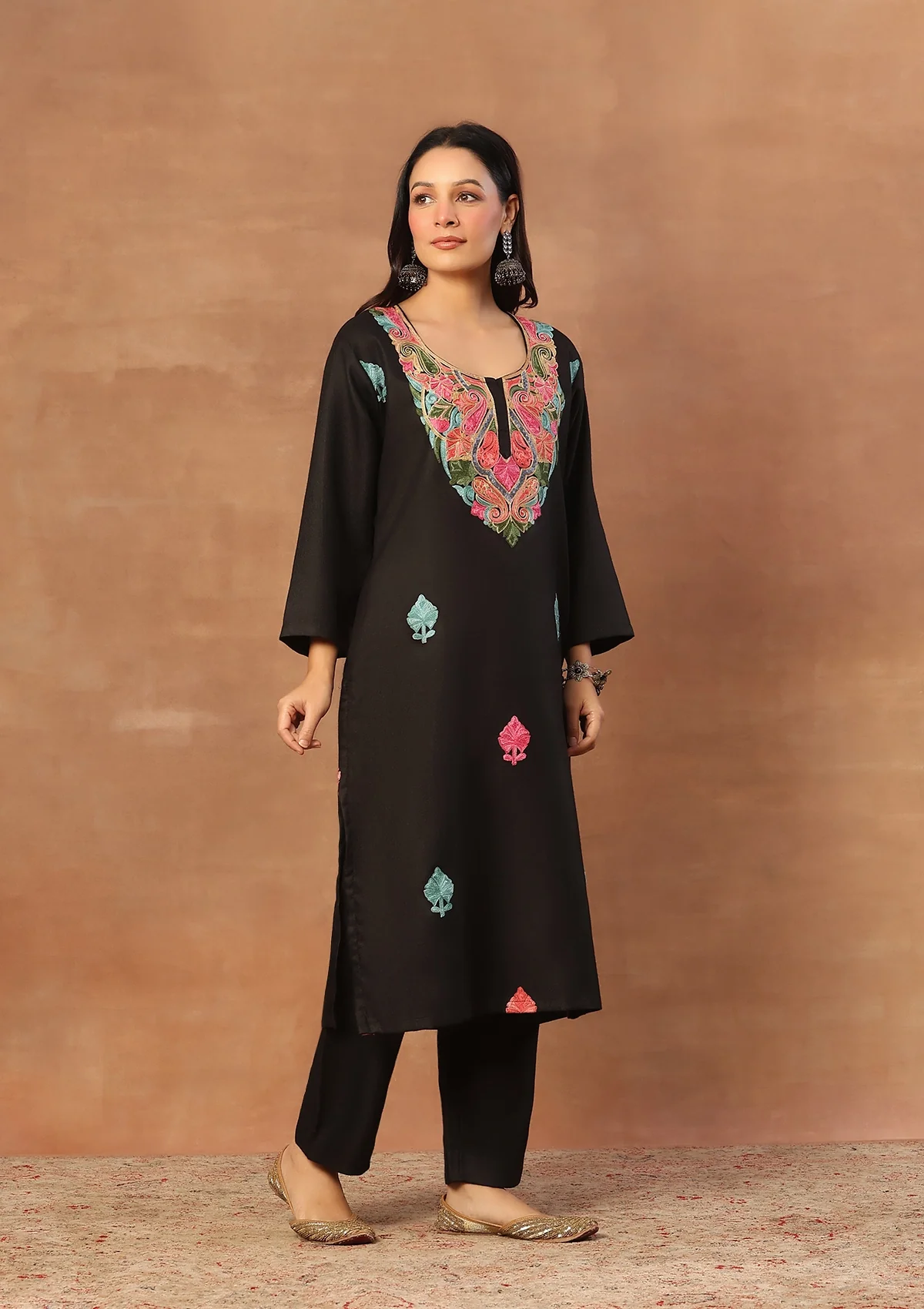 HOC Wool Aari Embroidered Solid Women's Long Kurta Set-Black - Image 4