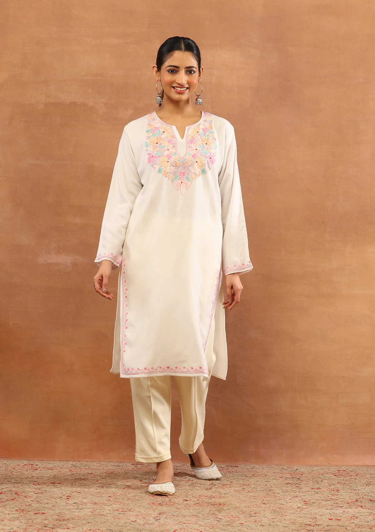 HOC Wool Aari Embroidered Solid Women's Long Kurta - White