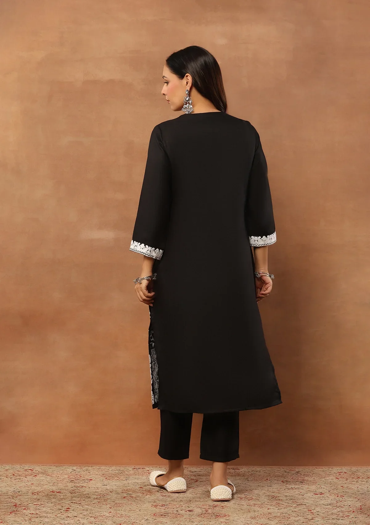 HOC Wool Aari Embroidered Straight Kurta Set With Dupatta-Black - Image 8