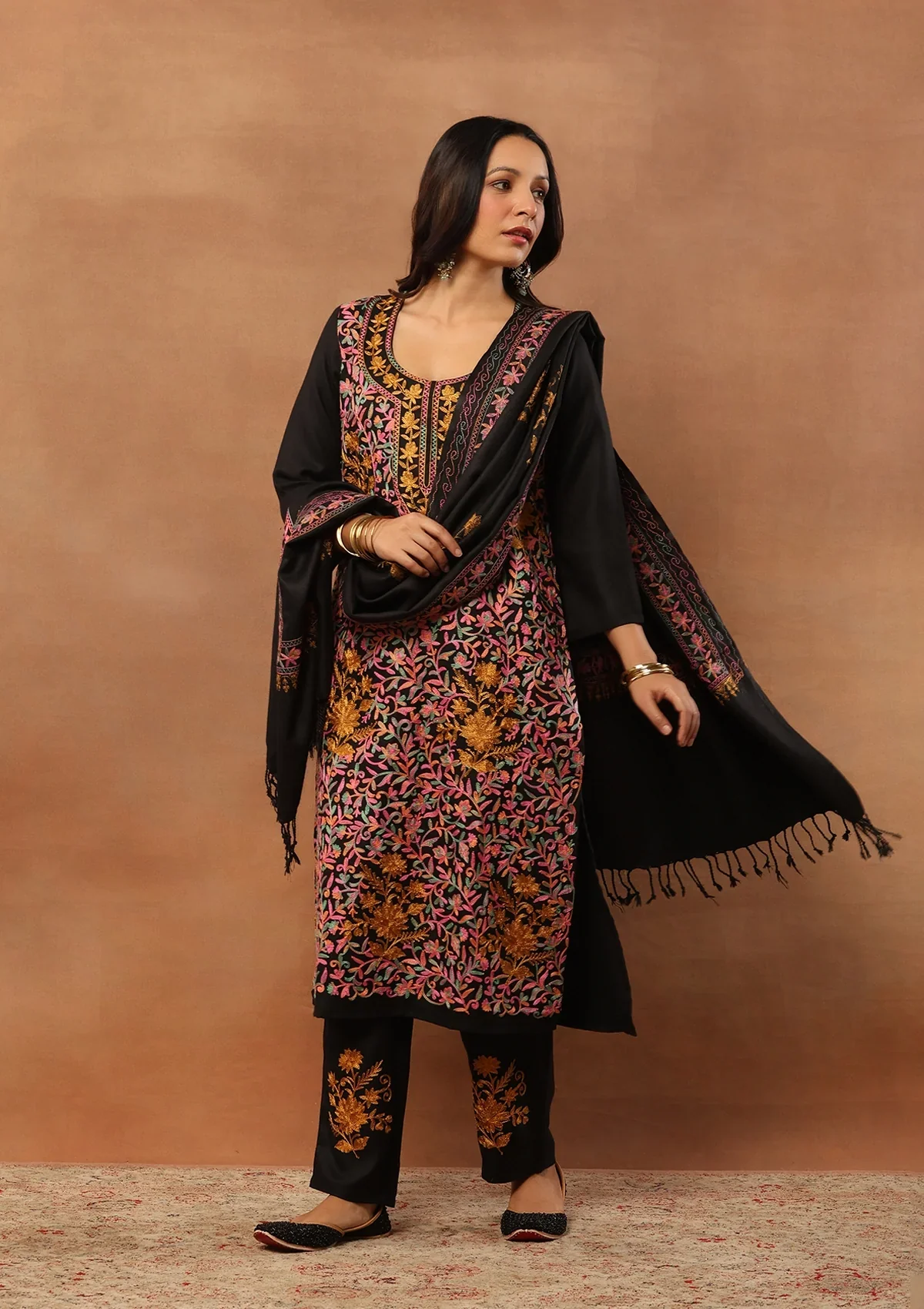 HOC Wool Aari Embroidered Straight Kurta Set With Dupatta-Black - Image 6