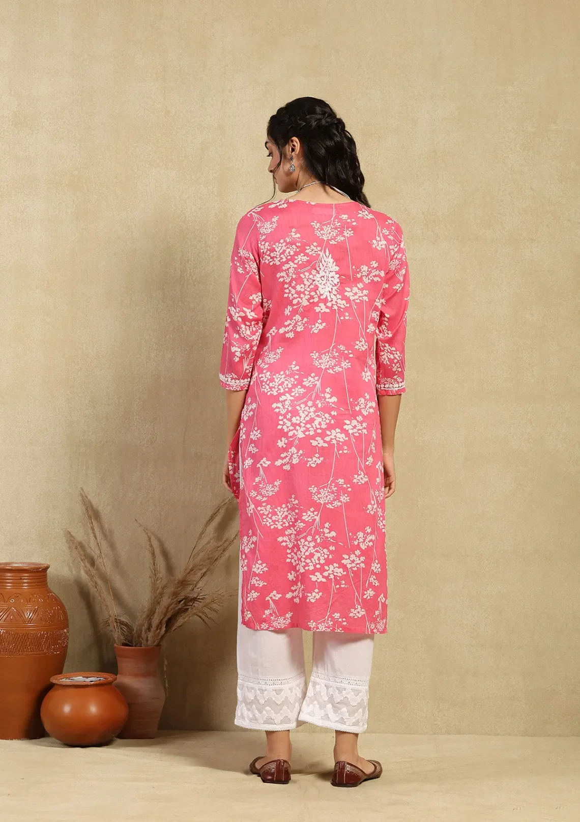 HOC Zainab Chikankari Mulmul Printed Straight Kurta -Pink - Image 6