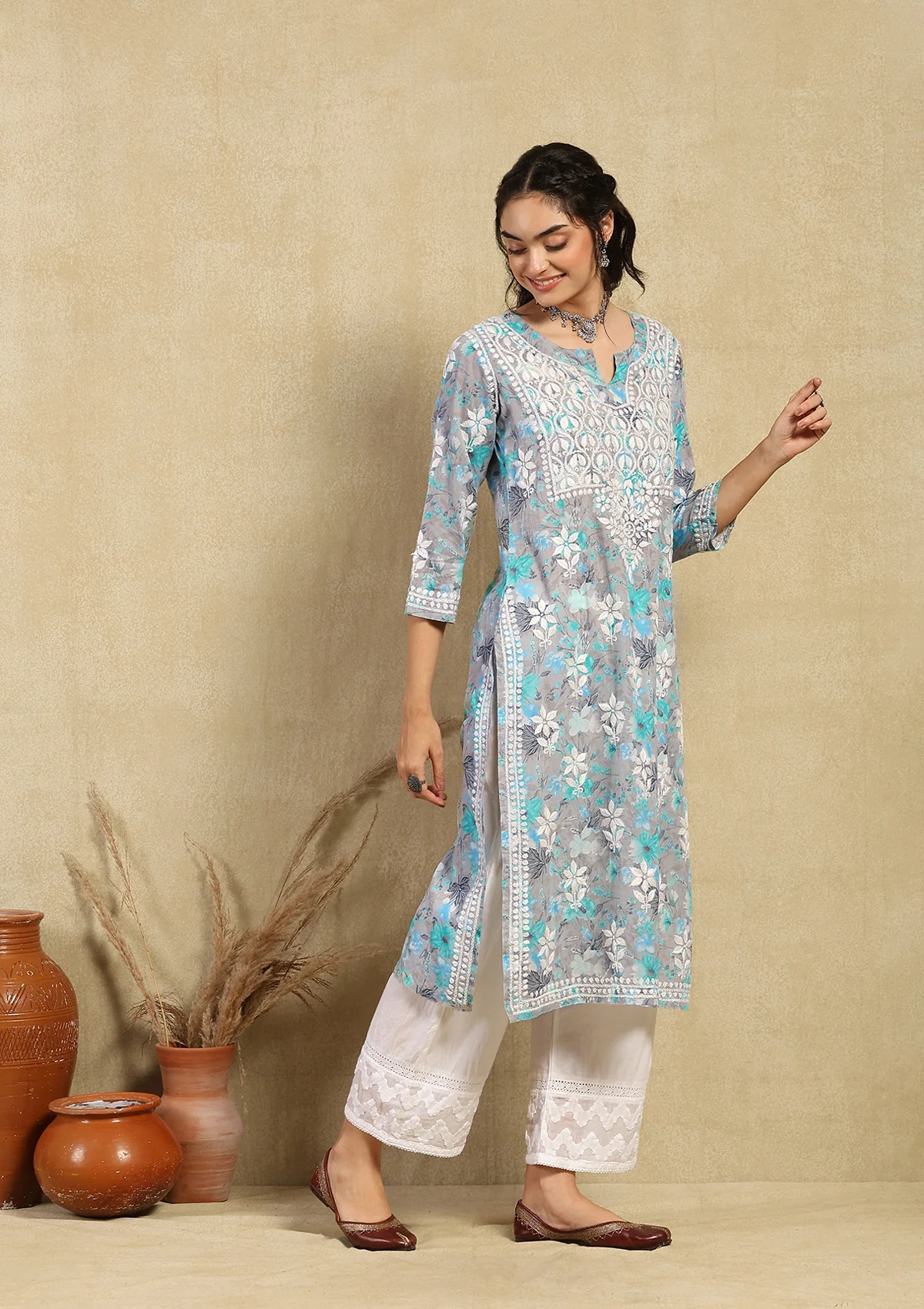 HOC Zarah Chikankari Mulmul Printed Straight Kurta - Image 3
